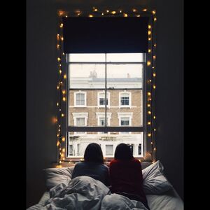 Светодиодная гирлянда нить Объемная 180 экстра теплых белых LED 13.5 м, черный ПВХ, контроллер, IP44 (Kaemingk, Нидерланды). Артикул: 493084-2