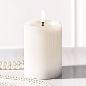 Светодиодная свеча с имитацией пламени Мокколо 10 см белая, с пультом (EDG, Италия). Артикул: 6100178A100