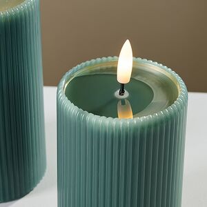 Светодиодная свеча с имитацией пламени Мокколо 10 см бирюзовая, с пультом EDG (ЭДГ) фото 2