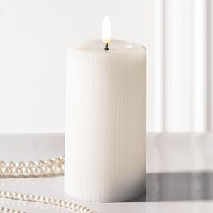 Светодиодная свеча с имитацией пламени Мокколо 13 см белая, с пультом (EDG, Италия). Артикул: 6100179A100