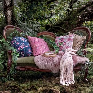 Декоративный меховой коврик Isavina 90*50 см розовый Kaemingk фото 2