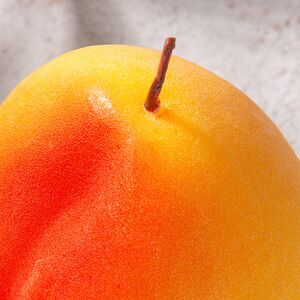 Ароматизированная свеча Персик 8 см, 10 часов горения Омский Свечной фото 2