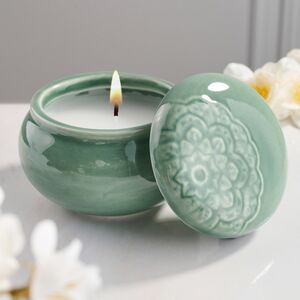 Ароматическая свеча Barnsley Sage 9 см зеленая