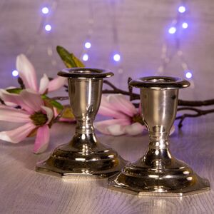 Металлический подсвечник Серебряный Век 9 см, 2 шт, многогранное основание (Koopman, Нидерланды). Артикул: A04996010-2