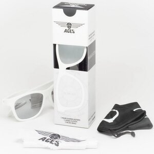 Солнцезащитные очки для подростков Babiators Aces Navigators. Шалун, 6-14 лет, белый, серебряные линзы Babiators фото 5