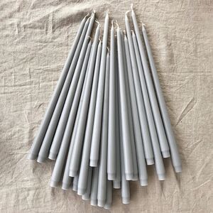 Высокая свеча 42 см Андреа серая (Candleslight, Россия). Артикул: вс-42-15