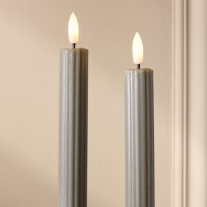 Столовая светодиодная свеча с имитацией пламени Softness 25 см серая, 2 шт с пультом, таймер, на батарейках Koopman (Купман) фото 3