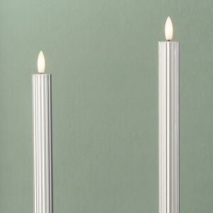 Столовая светодиодная свеча с имитацией пламени Softness 25 см серебряная, 2 шт с пультом, таймер, на батарейках Koopman (Купман) фото 2