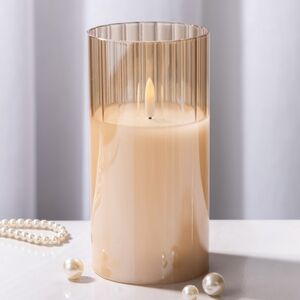 Светодиодная свеча с имитацией пламени Тотнес 15 см янтарная, стекло, на батарейках, таймер (Koopman, Нидерланды). Артикул: AX5383220