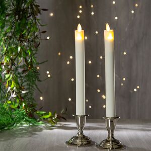 Столовая светодиодная свеча Живое Пламя восковая 23 см кремовая, на батарейках (Koopman, Нидерланды). Артикул: AX5399000