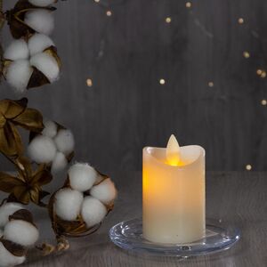 Светодиодная восковая свеча Живое Пламя 6.5*5 см кремовая, с диммером и возможностью работы от пульта, на батарейках (Koopman, Нидерланды). Артикул: AX5402110