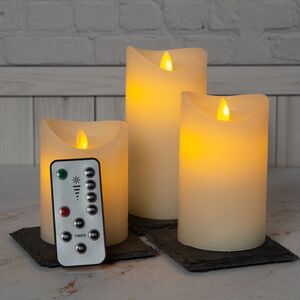 Набор восковых светодиодных свечей Живое Пламя 10-15, 3 шт с пультом управления, кремовые, на батарейках (Koopman, Голландия). Артикул: AX5402340