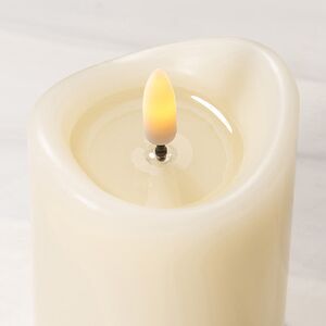 Светодиодная свеча с имитацией пламени Кертон 20 см, слоновая кость, на батарейках, таймер Koopman (Купман) фото 2