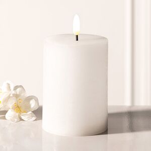 Светодиодная восковая свеча Rustic 10 см белая, мерцающее пламя, на батарейках, таймер (Koopman, Нидерланды). Артикул: AX5441000