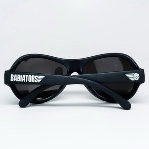 Детские солнцезащитные очки Babiators Polarized. Спецназ, 0-2 лет, черный, чехол Babiators фото 8