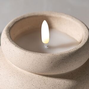 Светодиодная свеча Бигбери 11*6 см в бетонном подсвечнике, на батарейках, кремовая Koopman фото 2