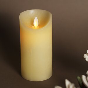Светодиодная свеча с имитацией пламени 15 см, кремовая восковая, батарейка (Peha, Нидерланды). Артикул: ID39959