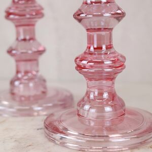 Стеклянный подсвечник Мориарти 20*13 см розовый Koopman (Купман) фото 5