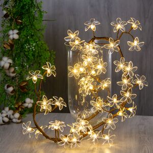 Декоративная светящаяся ветка Плюмерия 1.5 м (BEAUTY LED, Россия). Артикул: LC176L-B048K-138-2