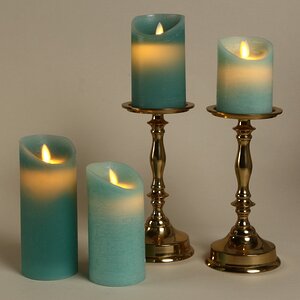Светодиодная свеча с имитацией пламени 18 см, мятная восковая, батарейка Peha фото 3