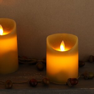 Светодиодная свеча с имитацией пламени 10 см, зеленая восковая, батарейка Peha фото 2