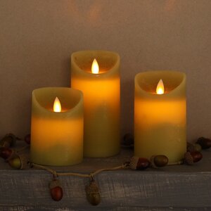 Светодиодная свеча с имитацией пламени 10 см, зеленая восковая, батарейка Peha фото 4