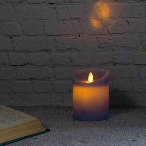 Светодиодная свеча с имитацией пламени 10 см, синяя восковая, батарейка Peha фото 2