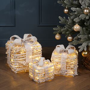 Светящиеся подарки под елку Сноувальд 18-30 см, 3 шт