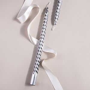 Витая свеча Gambassi Terme 30 см серебряная