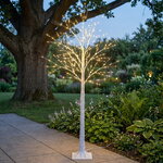 Светодиодное дерево Березка Balbeggi заснеженное 150 см, 400 теплых белых LED ламп, IP44