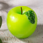 Ароматизированная свеча Яблоко 8 см, 18 часов горения