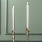 Столовая светодиодная свеча с имитацией пламени Softness 25 см серебряная, 2 шт с пультом, таймер, на батарейках