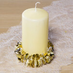 Украшение для свечи на резинке Золотой браслет с жемчугом